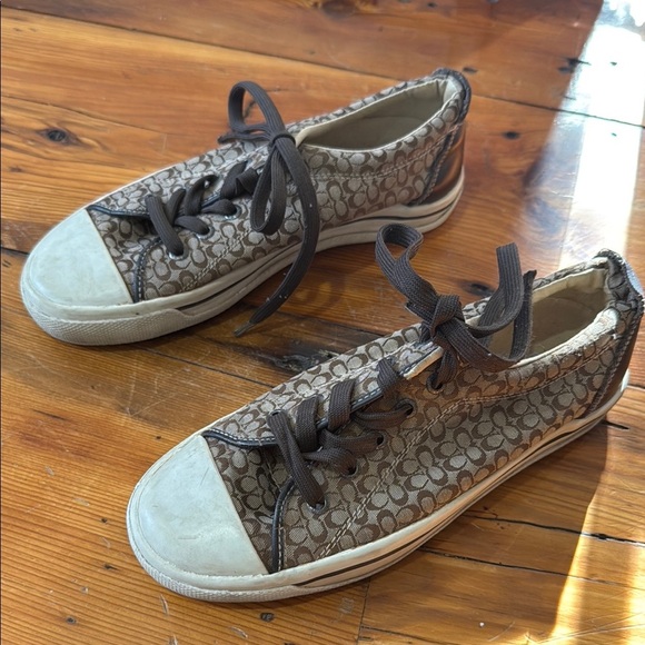 Coach Brown Casual Low Too Sneakers Shoes size 8.5 - Picture 2 of 11